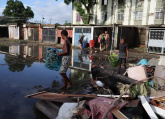 Se elevan las cifras de víctimas por lluvias en Río de Janeiro