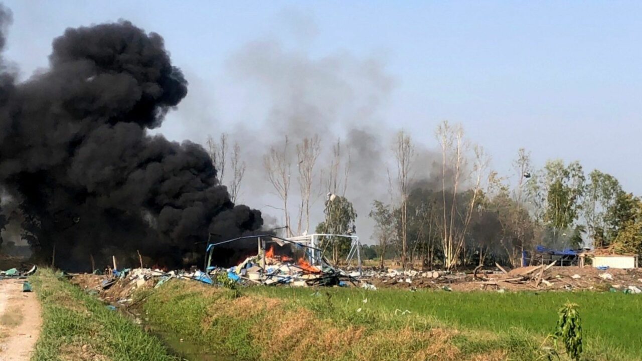 Tragedia en Tailandia| Reportan explosión en fábrica de fuegos artificiales