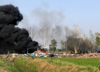 Tragedia en Tailandia| Reportan explosión en fábrica de fuegos artificiales