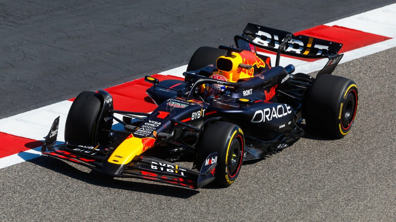 Fórmula Uno: Verstappen se impone en los primeros test de la pretemporada | Diario 2001