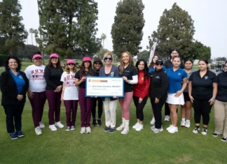 EEUU | Programa en California promueve la práctica del golf entre las latinas
