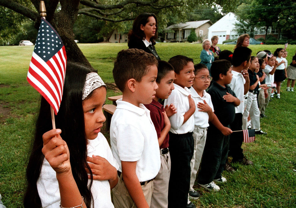 ¿Qué oportunidades ofrece EEUU a los niños latinos?