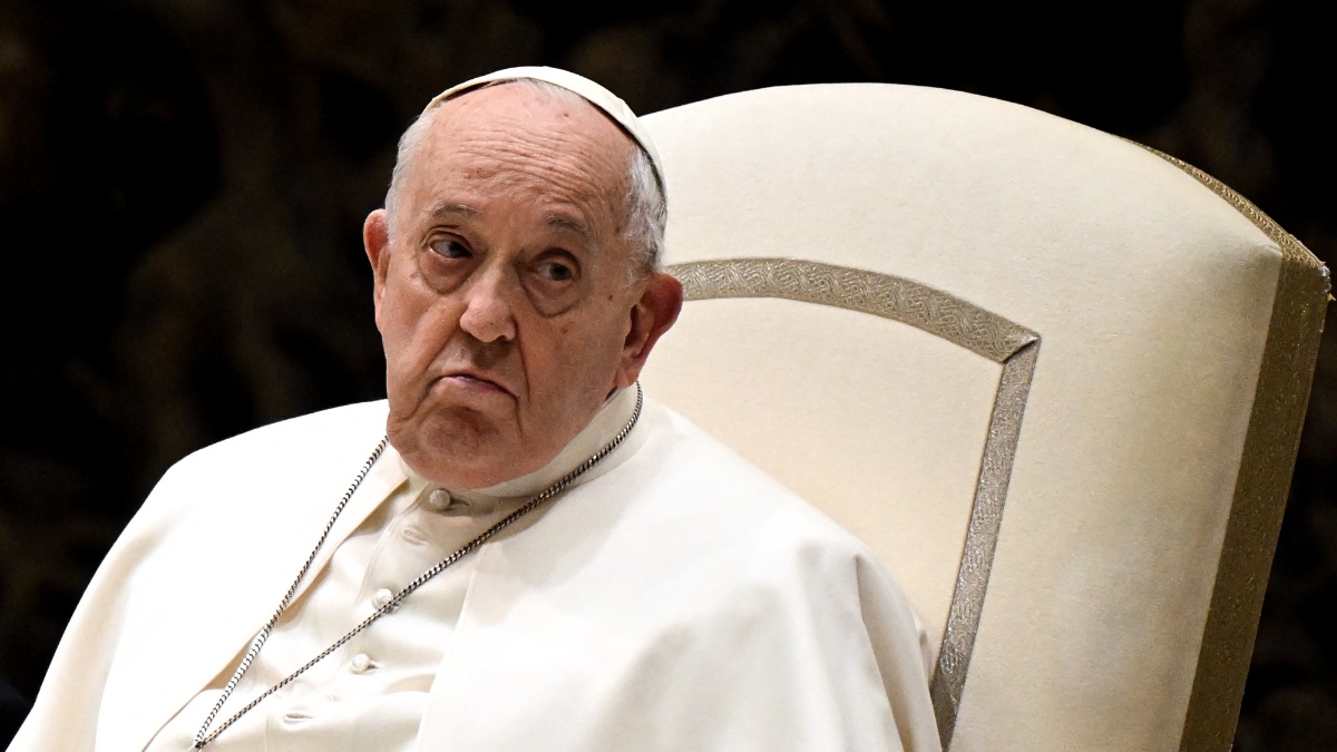 Difunden imágenes del papa Francisco con dificultades de salud | Diario 2001