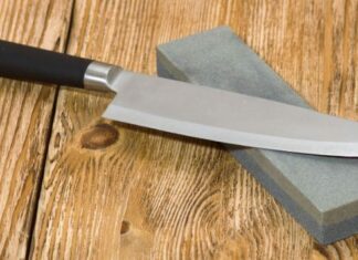 Afilar los cuchillos sin salir de casa es posible y económico