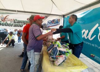 Así llegaron las bolsas CLAP en dos parroquias de Caracas (+PRODUCTOS)