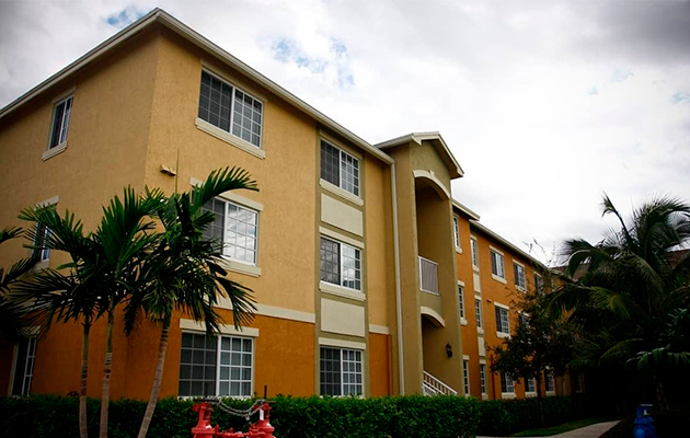 ¿Sabías que si vives en Miami-Dade te pueden ayudar con $ 1.500 para el pago de hipotecas?