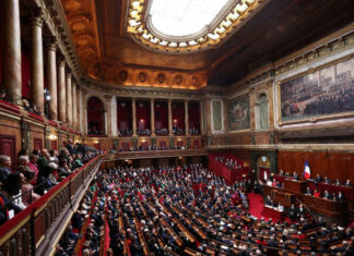 Francia, el primer país del mundo en consagrar el derecho al aborto en su constitución