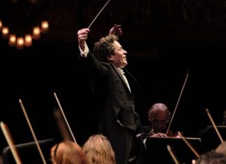 Gustavo Dudamel estará a cargo de un musical histórico en 2025