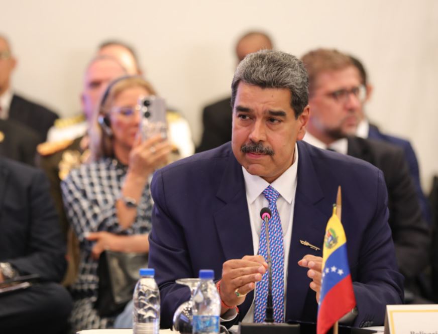 Maduro invita a la Celac a conocer el sistema electoral de Venezuela