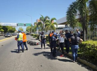 Mujer muere tras ser arrollada por una moto en el Zulia