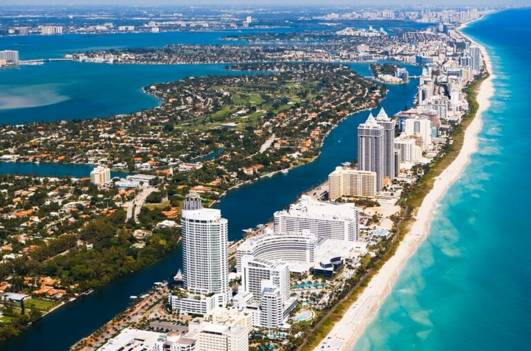 Miami ofrece empleos con un pago de hasta 5.800 dólares mensuales