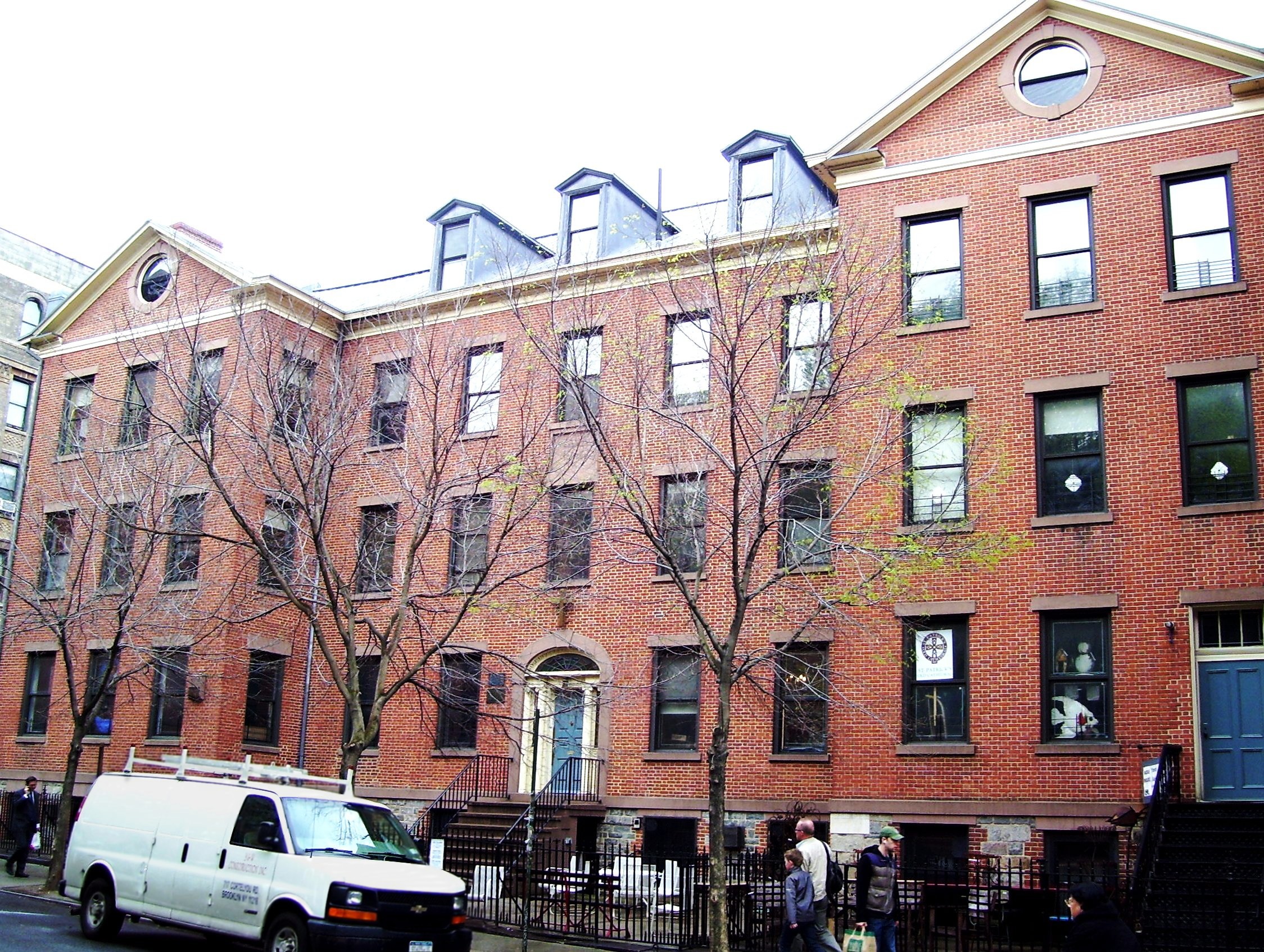 Conventos y escuelas de Nueva York serán usados para construir viviendas accesibles (+Detalles)
