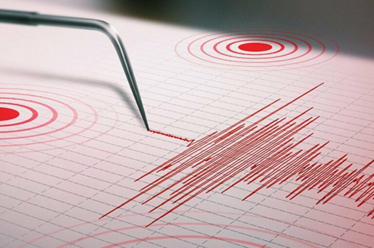 Fuerte sismo de magnitud 6,7 deja varios daños en Guatemala