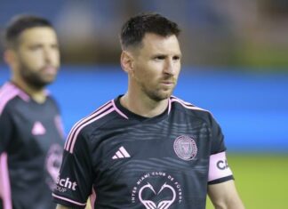 Técnico de Monterrey confirma altercado con Messi (+Detalles)