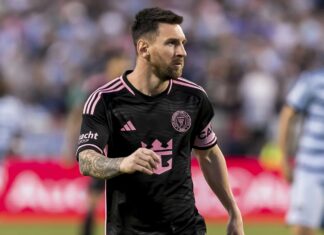 Messi recibe el premio al mejor de la semana en la MLS