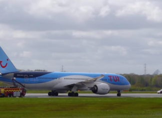 Boeing 787 aterriza de emergencia en Reino Unido