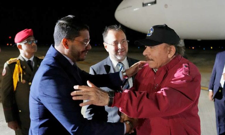 Presidente de Nicaragua, Daniel Ortega llega a Venezuela (+Detalles)