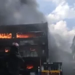 Se desploma estructura en llamas en la California Sur (+Video)