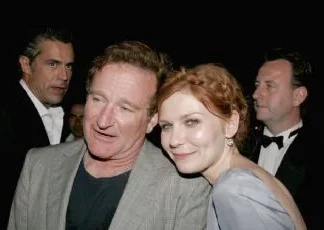 Kirsten Dunst “Estar en el set de Jumanji viendo a Robin Williams fue muy emocionante para mí”