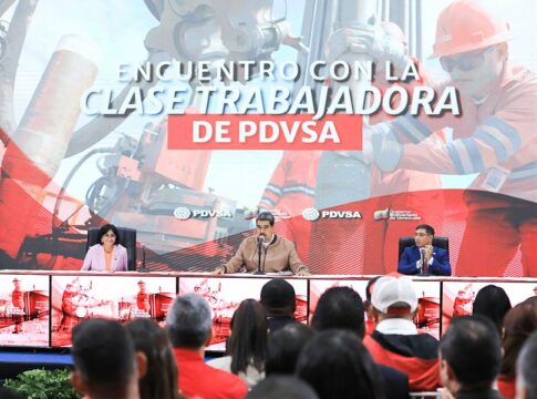 Maduro: Hace un año desalojamos la mafia de los puestos de mando de Pdvsa