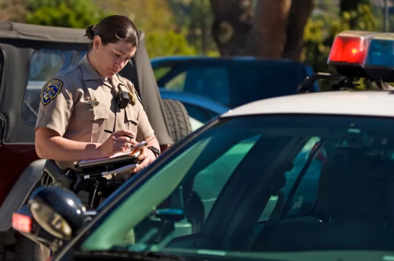 EEUU | El estado de California revoca la licencias de conducir por estas razones (+LISTA)