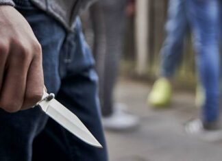 Adolescente apuñaló brutalmente a su novia tras salir de clases