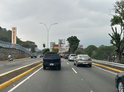 Prevenidos: Así será el cierre parcial en vías de la Gran Caracas desde este #25Abr