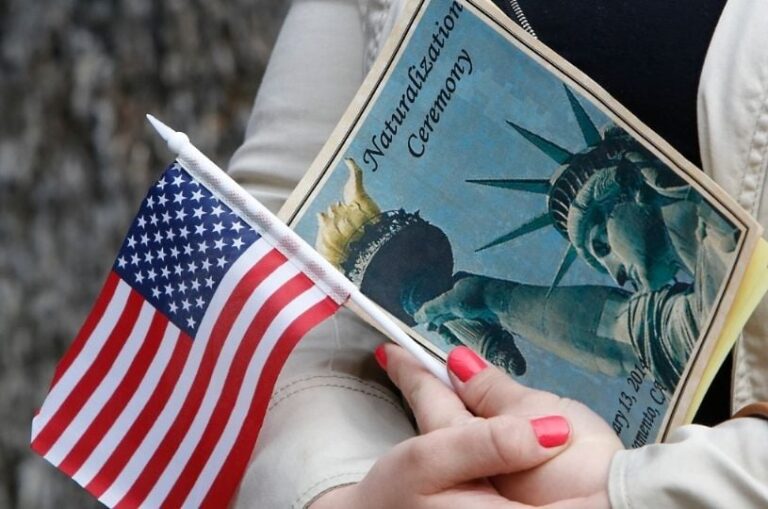 EEUU le dará una ventaja exclusiva a quienes tramiten la ciudadanía en abril 
