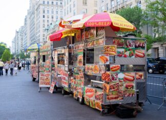 EEUU: La nueva regla que aplicará Nueva York a los vendedores de comida rápida
