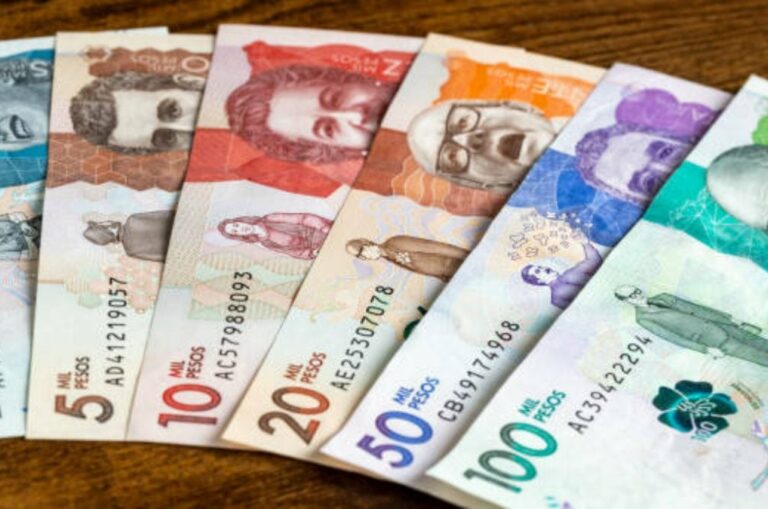 Así se cotiza el peso colombiano frente al dólar este #25Abr