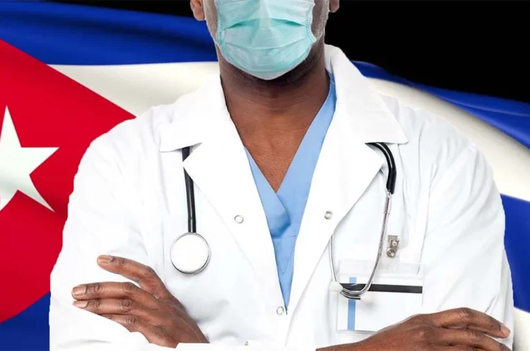 Florida simplifica trámite de revalidación de títulos para médicos cubanos: Sepa más