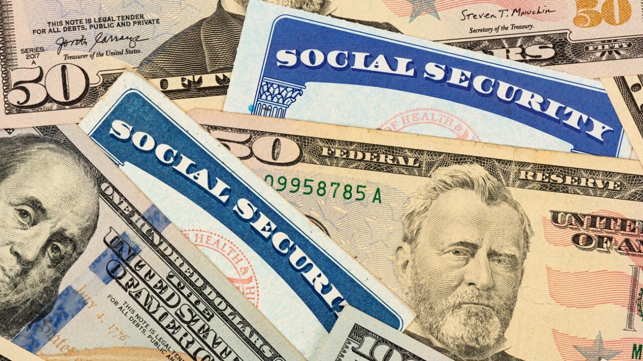 ¿Quiénes recibirán los pagos del Seguro Social por hasta $4.873