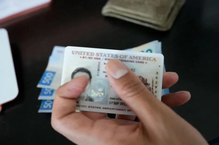 El documento que permite a mexicanos cruzar legalmente a EEUU sin pasaporte ni visa tradicional