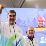 Maduro firma reforma de Ley de Vivienda con beneficios para la clase obrera