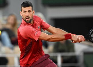 Novak Djokovic avanza firme en Roland Garros