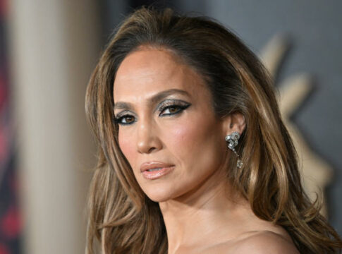 Jennifer Lopez llega a México para promocionar su nuevo proyecto cinematográfico