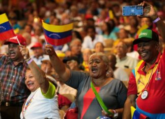 Maduro anuncia la creación del Ministerio para los Adultos Mayores
