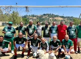 EEUU | Aztecas, el equipo de fútbol de California con jugadores de más de 70 años