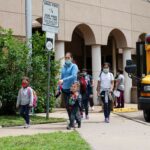 EEUU | Distrito escolar de Texas reacciona ante propuesta para preguntar a niños sobre su estatus migratorio