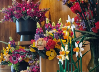 Abren tienda física de flores hechas con LEGO (+Video)