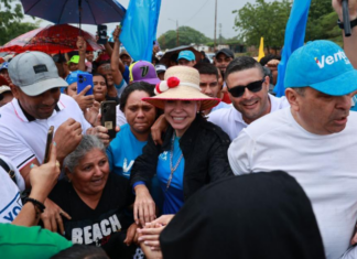 AHORA: María Corina Machado llega al estado Zulia (+FOTOS)