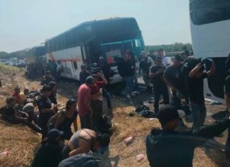 México | Hallan más de 400 migrantes “abandonados” en autobuses