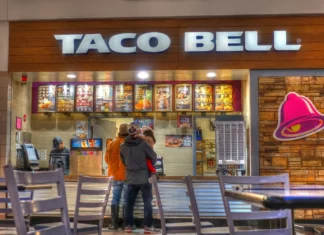 La cadena de comida rápida mexicana que ayuda a inmigrantes a obtener la Green Card (+Detalles)
