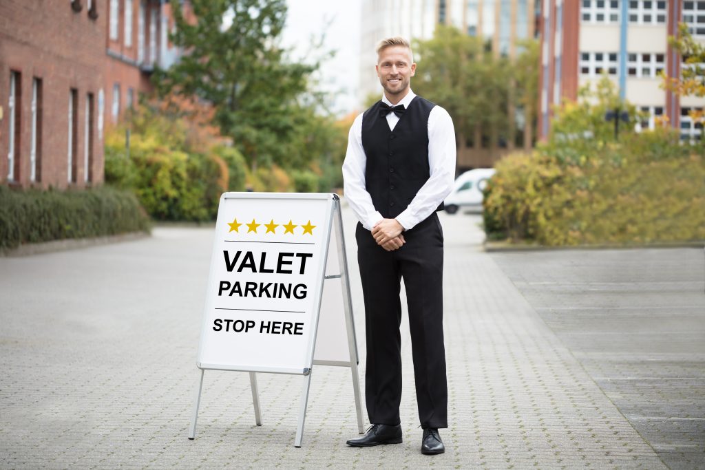 Estas son las zonas y negocios de Nueva York que dejan mejores ganancias a los valet parking