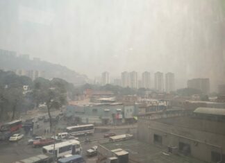 Densa calima cubre a la ciudad de Caracas este #3May ¿A qué se debe? (FOTOS)