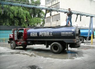 Caracas | Conoce las distintas formas de pedir cisternas de agua potable para tu casa