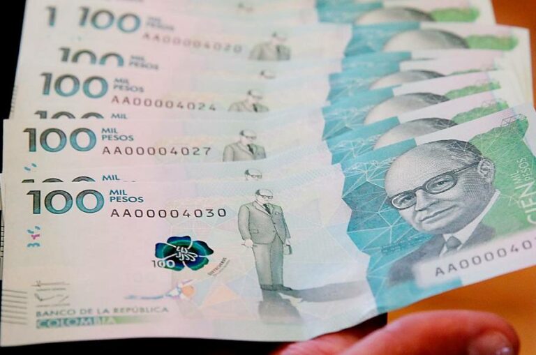 Así se cotiza el peso colombiano frente al dólar este #15May