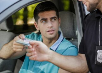 EEUU | ¿Cómo recuperar una licencia de conducir revocada en New York? (+Detalles)