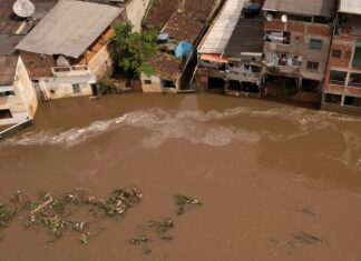 Aumentan muertes por las inundaciones en Brasil