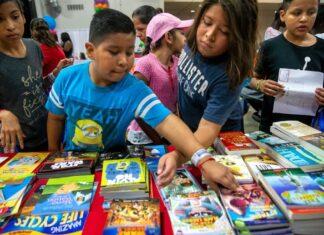EEUU: Dallas abrió registro para dotar de útiles escolares a familias de bajos recursos  (+Detalles)